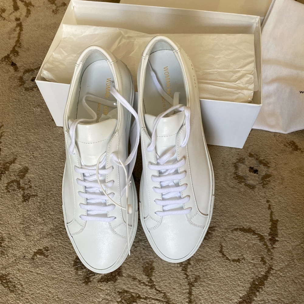 NWT Common Projects Original Archilles Size 39